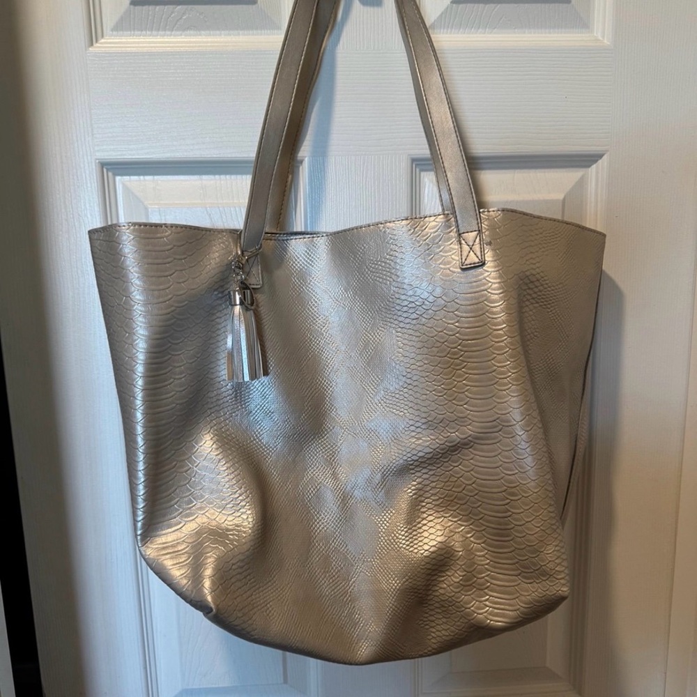 Bath & Body Works Shimmering Silver Tote